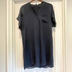 Designer Vince Dress. Color: Navy Blue. Size Medium. Excellent condition.